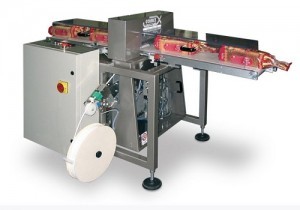 Automatic linear clipping machine