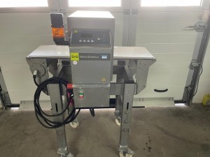 Metal detector with conveyor belt Varicon